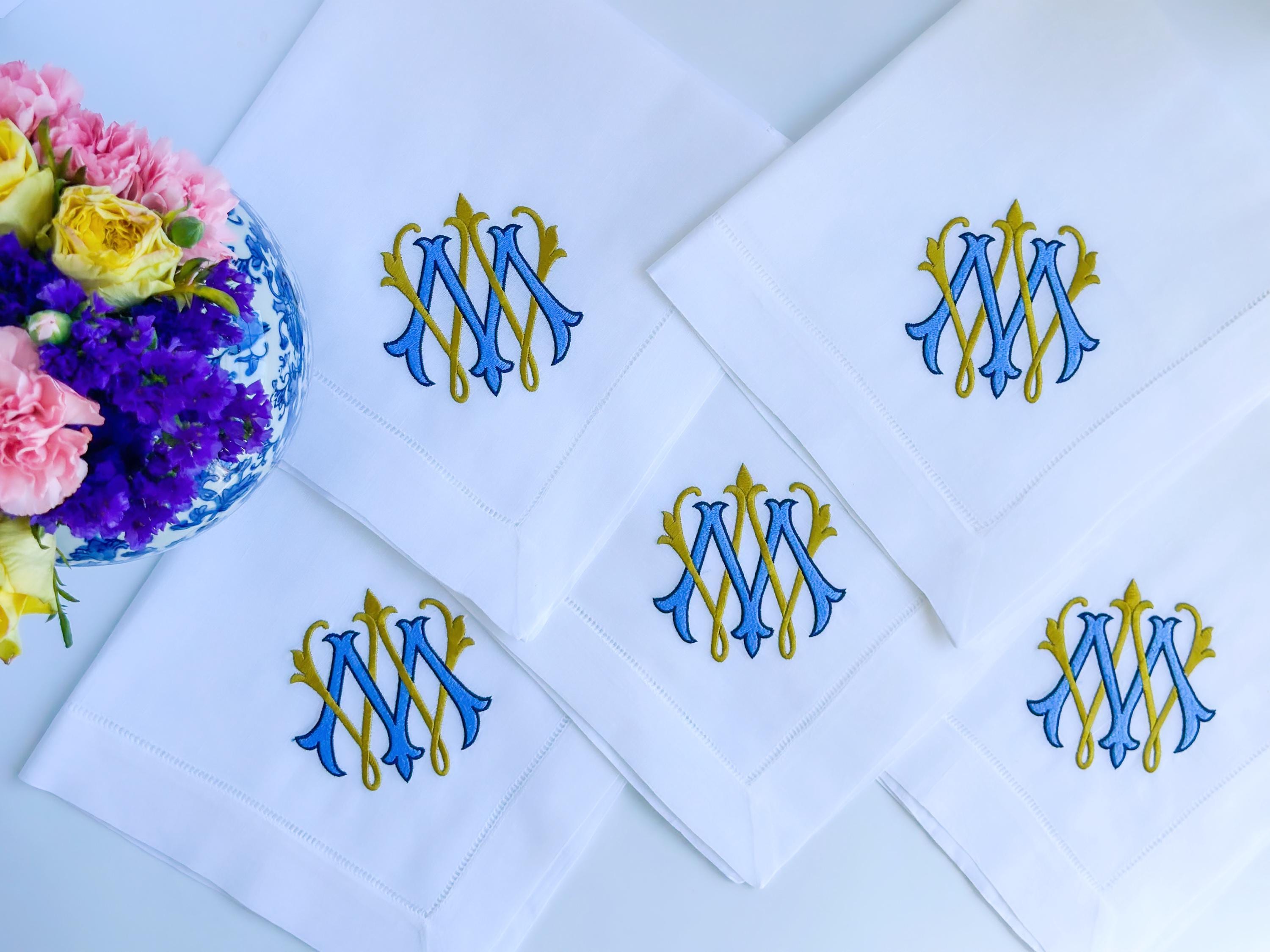 Monogrammed Dinner Napkins, Embroidered Linen Napkins, Personalized Cloth Napkins, Embroidered Napkins, Custom Napkins, Personalized Gift